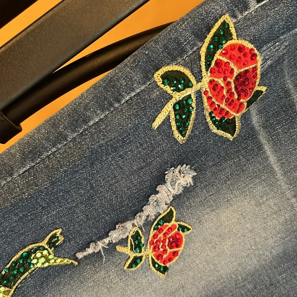 BOSTON PROPER Exotic Journey Jeans - Picture 7 of 17